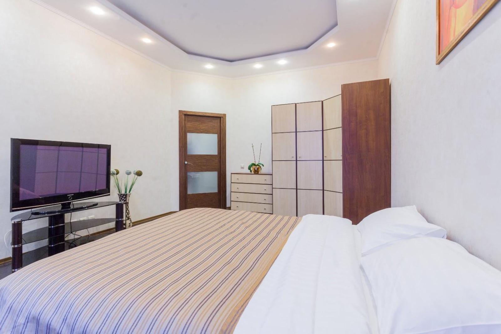 Navit Apartments With Breakfast,Near The Railway Station, The City Center, The Park Kiew Exterior foto